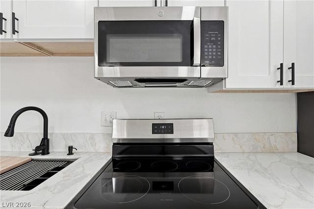 3111 Bel Air Drive 218, Las Vegas, NV 89109