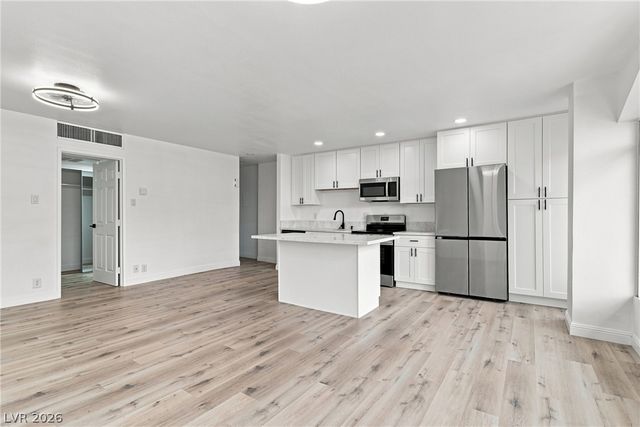 3111 Bel Air Drive 218, Las Vegas, NV 89109
