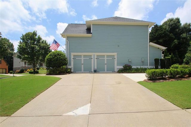 7423 Fireside Lane, Flowery Branch, GA 30542