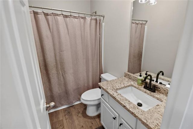 7423 Fireside Lane, Flowery Branch, GA 30542