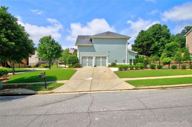 7423 Fireside Lane, Flowery Branch, GA 30542