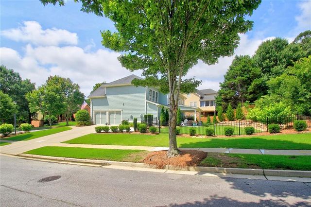 7423 Fireside Lane, Flowery Branch, GA 30542