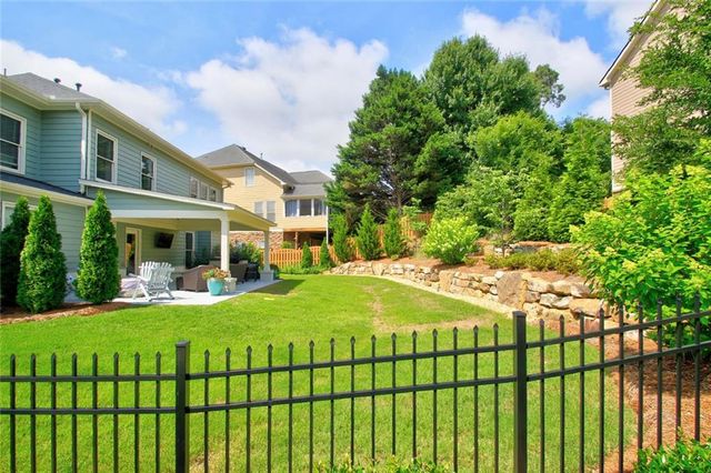 7423 Fireside Lane, Flowery Branch, GA 30542