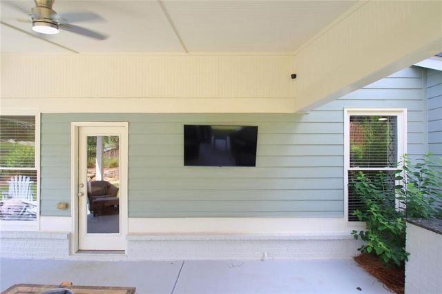 7423 Fireside Lane, Flowery Branch, GA 30542