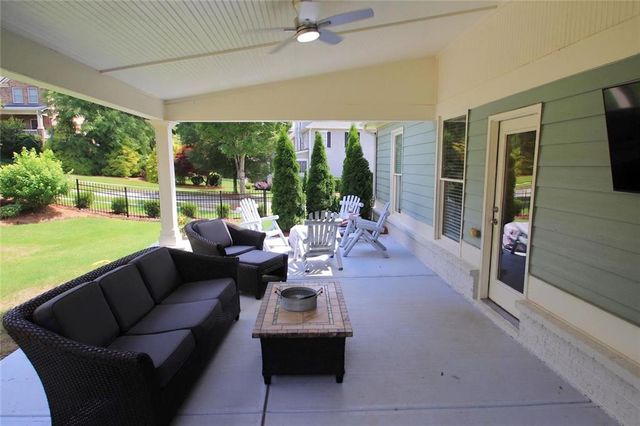 7423 Fireside Lane, Flowery Branch, GA 30542