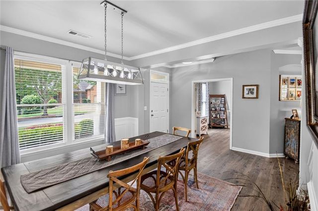 7423 Fireside Lane, Flowery Branch, GA 30542