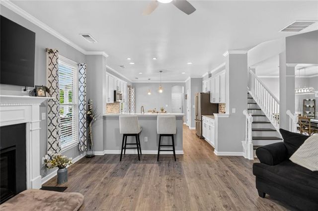 7423 Fireside Lane, Flowery Branch, GA 30542