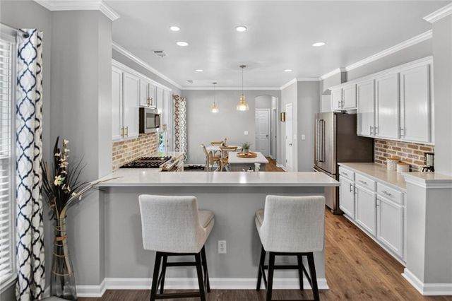 7423 Fireside Lane, Flowery Branch, GA 30542