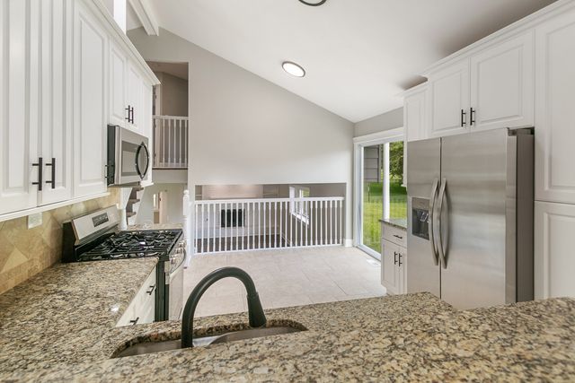 6118 White Birch Lane, Matteson, IL 60443