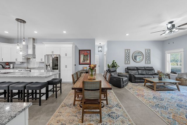 1539 Cedar Springs Cir, Clarksville, TN 37042