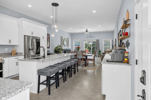 1539 Cedar Springs Cir, Clarksville, TN 37042