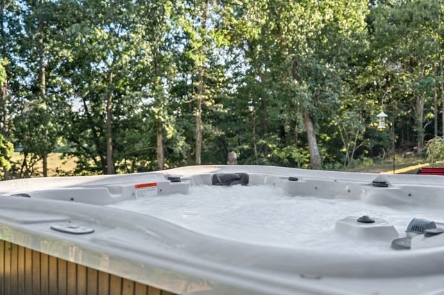 1539 Cedar Springs Cir, Clarksville, TN 37042