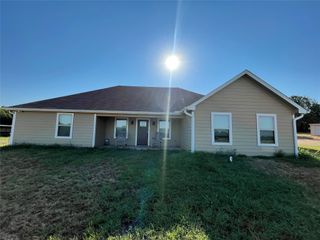 2750 Cabaniss Lane, Weatherford, TX 76088
