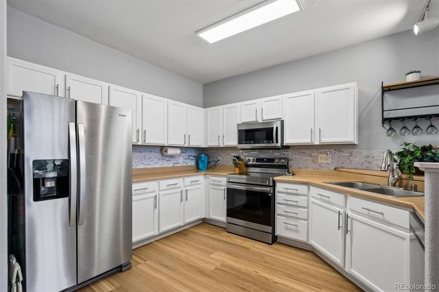3261 E 103rd Place 1209, Denver, CO 80229