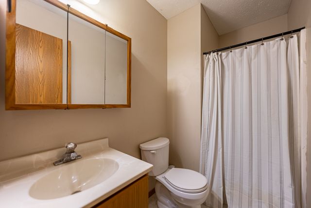 43 THICKET Lane, South Beloit, IL 61080