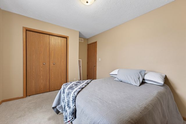 43 THICKET Lane, South Beloit, IL 61080