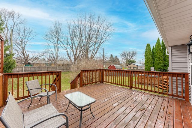 43 THICKET Lane, South Beloit, IL 61080