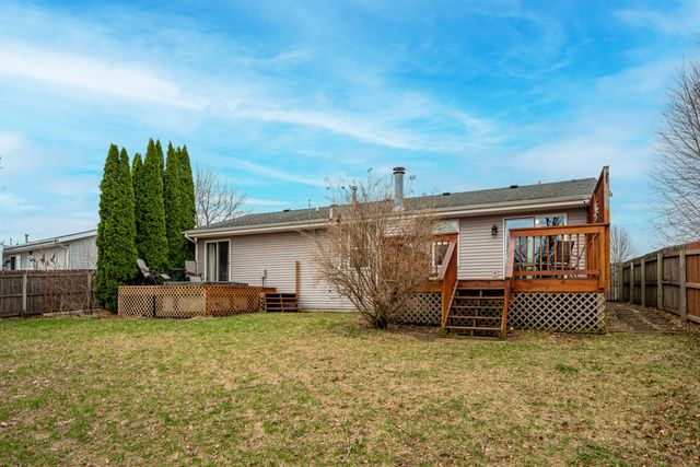 43 THICKET Lane, South Beloit, IL 61080