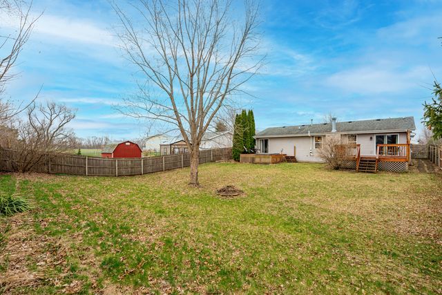 43 THICKET Lane, South Beloit, IL 61080