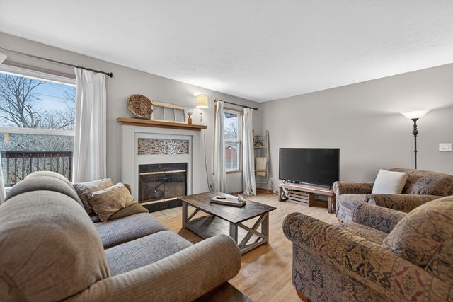 43 THICKET Lane, South Beloit, IL 61080