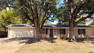 1418 E Dawson St, Tyler, TX 75701