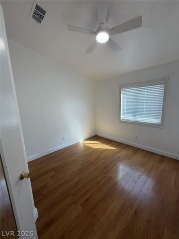 8104 Kempston Court, Las Vegas, NV 89129