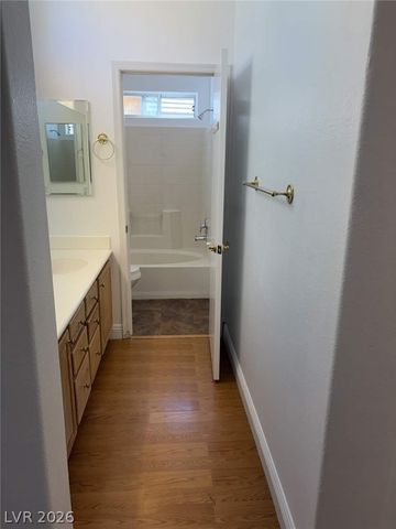 8104 Kempston Court, Las Vegas, NV 89129