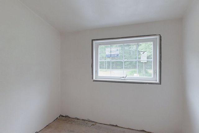 179 Brookline St, Pepperell, MA 01463
