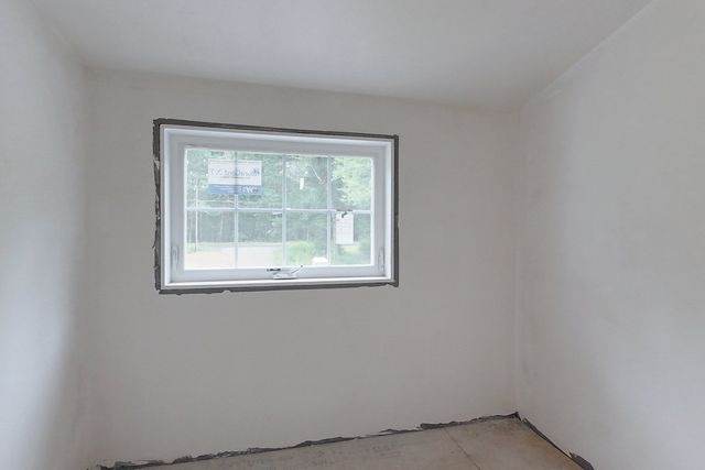 179 Brookline St, Pepperell, MA 01463
