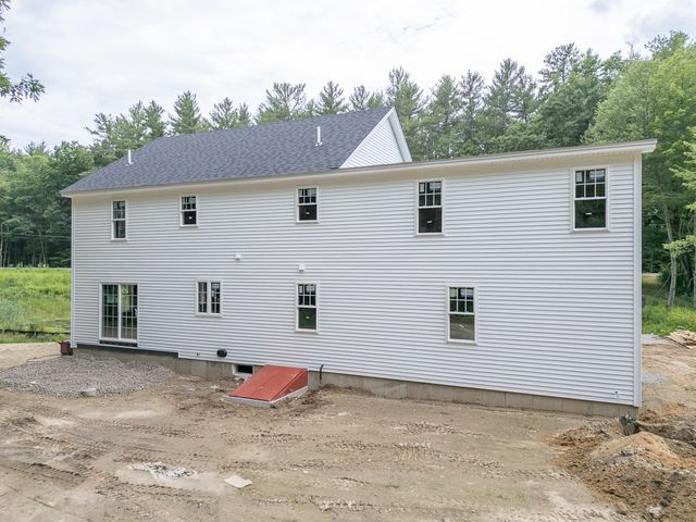 179 Brookline St, Pepperell, MA 01463