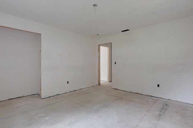 179 Brookline St, Pepperell, MA 01463
