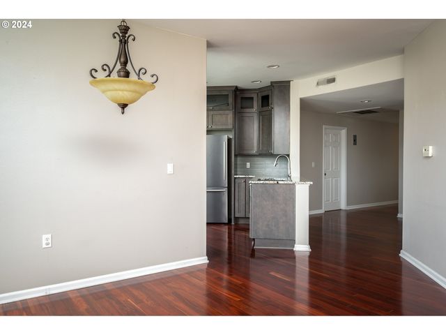 2395 SNOWBERRY RIDGE Ct, West Linn, OR 97068