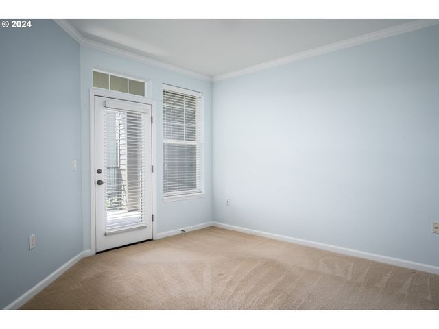 2395 SNOWBERRY RIDGE Ct, West Linn, OR 97068