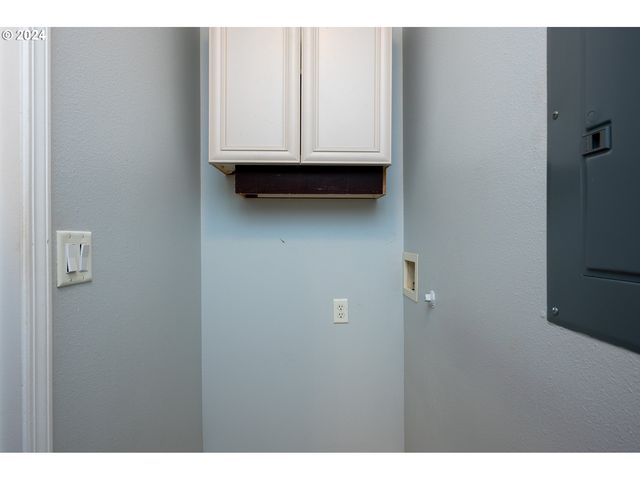 2395 SNOWBERRY RIDGE Ct, West Linn, OR 97068