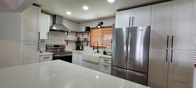 11430 Walnut Ave, Oakdale, CA 95361