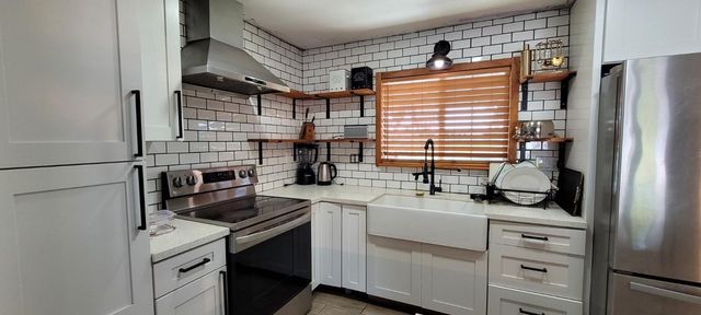 11430 Walnut Ave, Oakdale, CA 95361