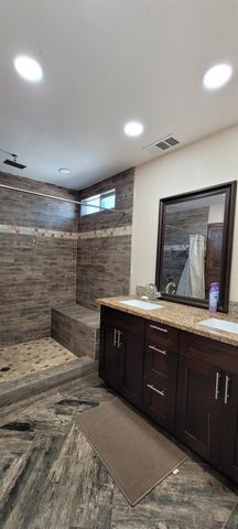 11430 Walnut Ave, Oakdale, CA 95361