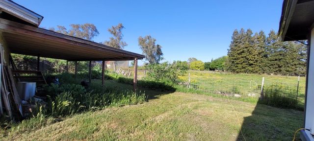 11430 Walnut Ave, Oakdale, CA 95361