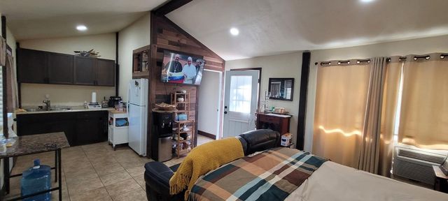 11430 Walnut Ave, Oakdale, CA 95361