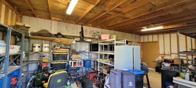 11430 Walnut Ave, Oakdale, CA 95361