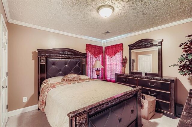 5861 Fairington Farms Lane, Lithonia, GA 30038