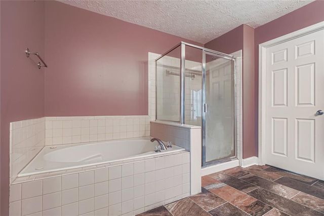 5861 Fairington Farms Lane, Lithonia, GA 30038