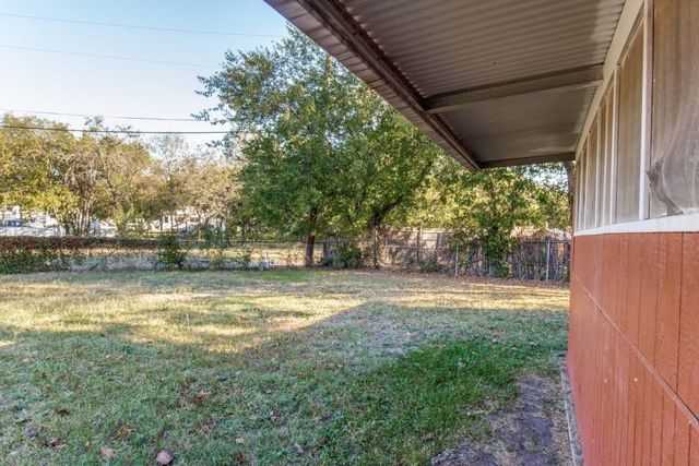 9645 Limestone Drive, Dallas, TX 75217