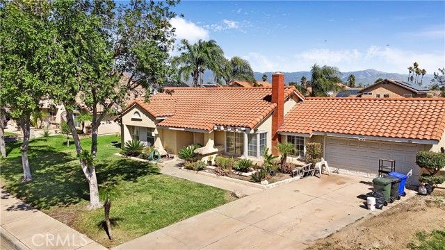 661 N Larch, Rialto, CA 92376