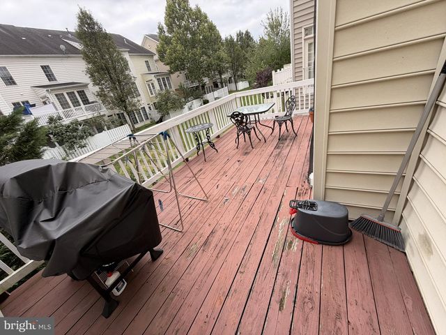 6846 WITTON CIR, Gainesville, VA 20155