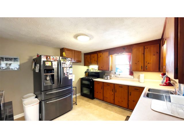 7086 E County Road 100 S, Avon, IN 46123