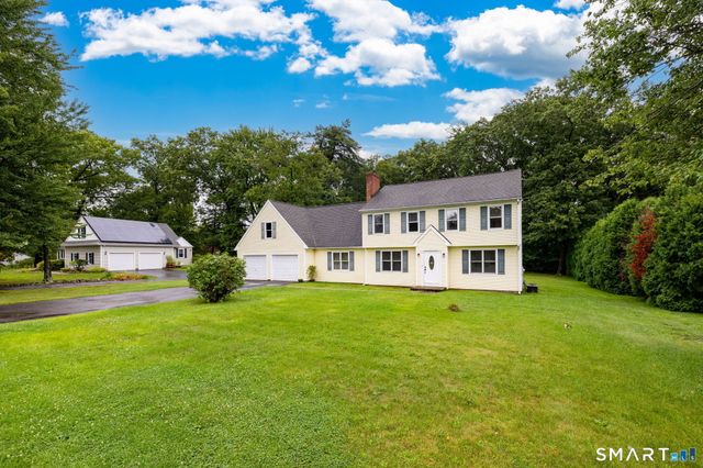 16 Terrie Road, Farmington, CT 06032