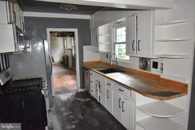 6529 HALLECK ST, District Heights, MD 20747