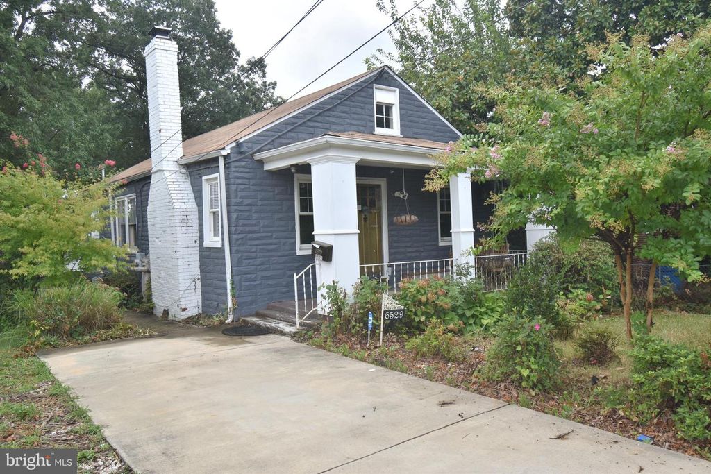 6529 HALLECK ST, District Heights, MD 20747