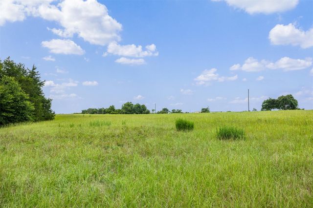 7602 Rose Lane, Sealy, TX 77474